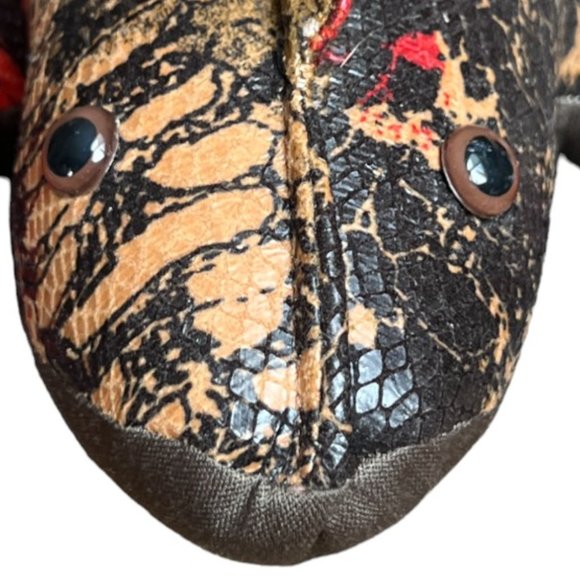 Rare Realistic 26" Reptile Plush | Gila Monster Lizard Soft Sculpture Art Toy - Picture 7 of 16